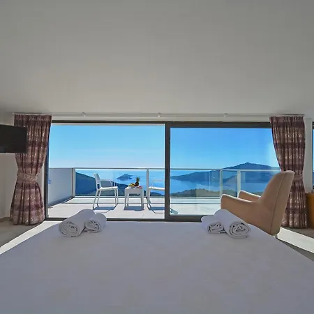 Yuce 2 Villa
