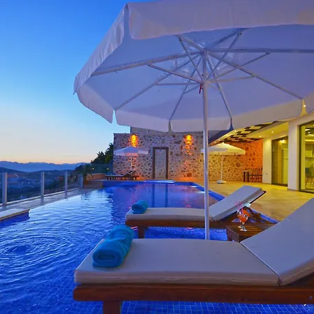 Villa Yuce 2 *